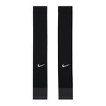 Schwarze Fußball Stutzen mit weißem Nike Swoosh