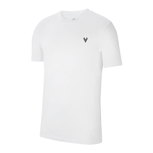 Nike Shirt weiß - VVVV. Vorderansicht eines weißen T-Shirts mit schwarzem ASK Voitsberg Wappen auf der linken Brustseite.