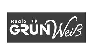 Radio Grün Weiß Logo auf grauem Hintergrund mit weißer Schrift
